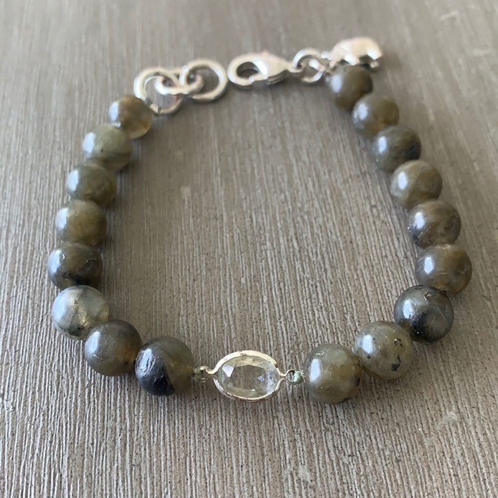 Green beaded with clear crystal bracelet